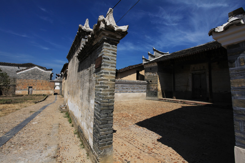 陂下村